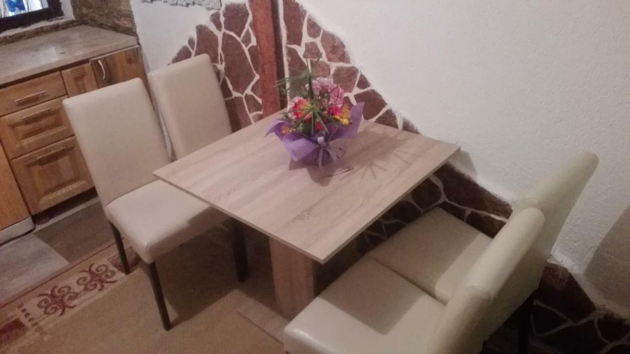 בודווה Apartman Studio Nedovic מראה חיצוני תמונה